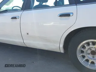 1995 Ford Crown Victoria LX с VIN 2FALP74W3SX123480, выставлен на аукционе IAAI как лот 41737431 с пробегом Не указан миль и . История ставок и продаж доступна на DreamBid. Изображение 6.