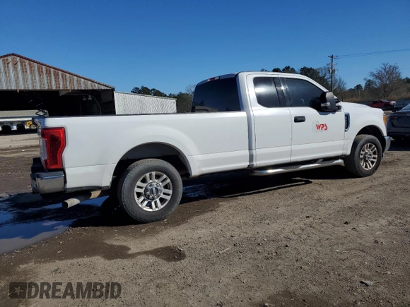 2017 Ford F-250 XLT with VIN 1FT7X2A62HEC11076, listed as a Copart auction lot 43019285 with 313,372 mi miles and Clean title. Bid and sale history available at DreamBid. Image 3.