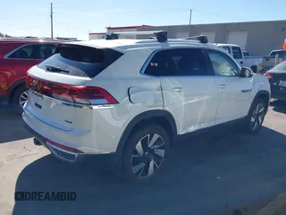 2024 Volkswagen Atlas SEL with VIN 1V2BE2CA1RC232515, listed as a IAAI auction lot 40441892 with 3,641 mi miles and . Bid and sale history available at DreamBid. Image 4.