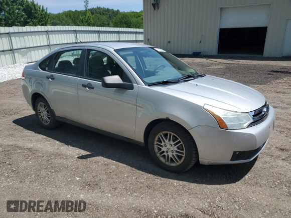 2009 Ford Focus SE z VIN 1FAHP35N99W210276, wystawiony jako Copart lot #59235675 z przebiegiem 143 828 mil mil oraz Czysty tytuł • Clean title. Historia ofert i sprzedaży dostępna na DreamBid. Obrazek 4.