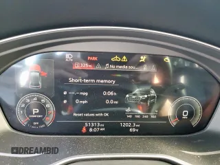 2022 Audi Q5 S line Premium Plus with VIN WA1EAAFYXN2088065, listed as a Copart auction lot 57692385 with 51,313 mi miles and Salvage title. Bid and sale history available at DreamBid. Image 9.
