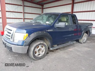 2009 Ford F-150 XL with VIN 1FTPX14V99FA81063, listed as a IAAI auction lot 40769810 with 238,472 mi miles. Bid and sale history available at carsss.com. Image 2.
