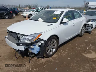 2016 Buick Regal Premium II with VIN 2G4GS5GXXG9189339, listed as a IAAI auction lot 42064953 with 36,216 mi miles. Bid and sale history available at carsss.com. Image 2.