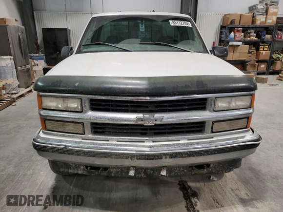 1998 Chevrolet Silverado 1500 with VIN 1GCEK14R8WZ277577, listed as a Copart auction lot 85112704 with 417,537 mi miles and Clean Title. Bid and sale history available at DreamBid. Image 5.