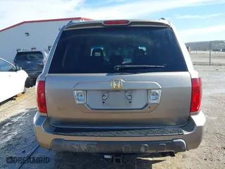 2004 Honda Pilot EX with VIN 2HKYF18574H578967, listed as a IAAI auction lot 41622715 with 150,803 mi miles. Bid and sale history available at carsss.com. Image 16.