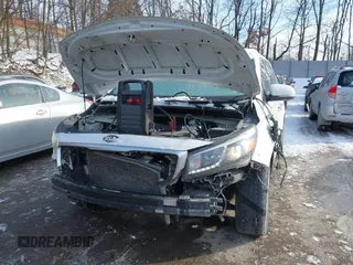 2018 Kia Sedona SX-L with VIN KNDME5C13J6394046, listed as a IAAI auction lot 41376967 with 178,447 mi miles. Bid and sale history available at carsss.com. Image 6.