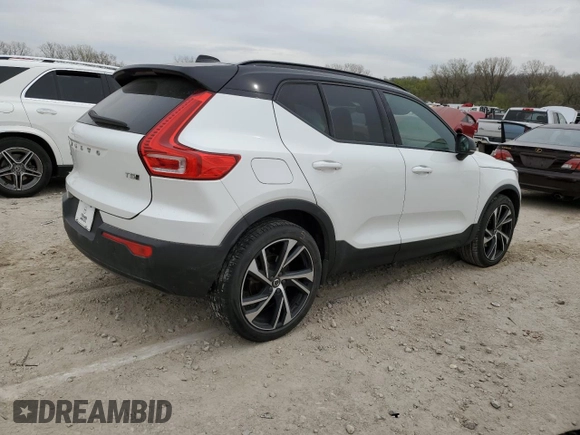 2022 Volvo XC40 R-Design с VIN YV4162UM1N2648449, выставлен на аукционе Copart как лот 52323025 с пробегом 34 574 миль миль и Списание • Salvage title. История ставок и продаж доступна на DreamBid. Изображение 3.