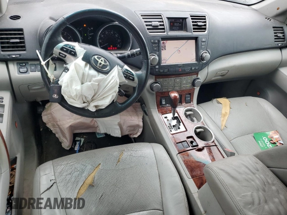 2012 Toyota Highlander Limited z VIN 5TDYK3EH4CS076738, wystawiony jako Copart lot #58552115 z przebiegiem 298 533 mil mil oraz Szkoda całkowita • Salvage title. Historia ofert i sprzedaży dostępna na DreamBid. Obrazek 8.