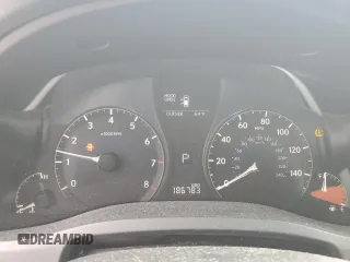 2010 Lexus RX 350 z VIN 2T2BK1BA8AC046998, wystawiony jako Copart lot #57472235 z przebiegiem 186 783 mil mil oraz Szkoda całkowita • Salvage title. Historia ofert i sprzedaży dostępna na DreamBid. Obrazek 9.