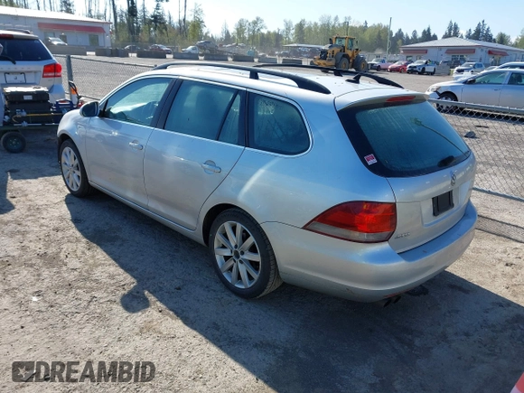2013 Volkswagen Jetta SportWagen TDI with VIN 3VWPL7AJ3DM615826, listed as a IAAI auction lot 42081884 with 153,406 mi miles. Bid and sale history available at carsss.com. Image 3.