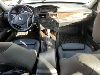 2008 BMW 3 Series 328xi с VIN WBAVT73558FZ37347, выставлен на аукционе Copart как лот 76842684 с пробегом 161 312 миль миль и Списание • Salvage title. История ставок и продаж доступна на DreamBid. Изображение 8.