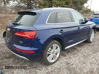 2018 Audi Q5 Premium Plus with VIN WA1BNAFY6J2002090, listed as a IAAI auction lot 41653345 with 127,292 mi miles. Bid and sale history available at carsss.com. Image 4.