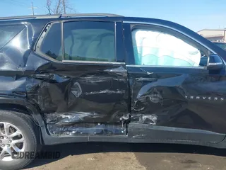 2021 Chevrolet Traverse LT Cloth with VIN 1GNERGKW5MJ197065, listed as a IAAI auction lot 41861029 with 57,992 mi miles. Bid and sale history available at carsss.com. Image 6.