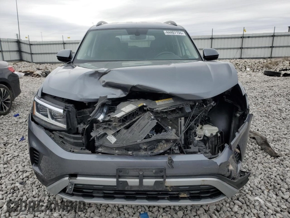 2022 Volkswagen Atlas SE with VIN 1V2WR2CA4NC502532, listed as a Copart auction lot 44407155 with 67,394 mi miles and Salvage title. Bid and sale history available at DreamBid. Image 5.