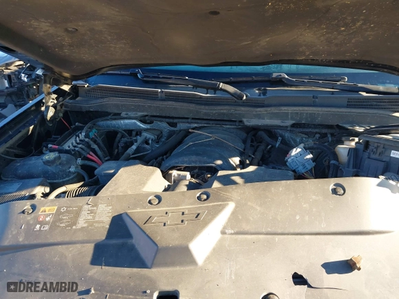 2015 Chevrolet Silverado 1500 LTZ with VIN 3GCUKSEJXFG489780, listed as a IAAI auction lot 41335608 with 140,972 mi miles. Bid and sale history available at carsss.com. Image 10.