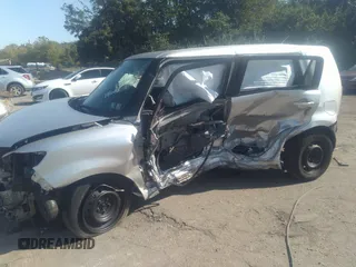 2008 Scion xB with VIN JTLKE50E581039292, listed as a IAAI auction lot 37707414 with 1 mi miles. Bid and sale history available at carsss.com. Image 2.
