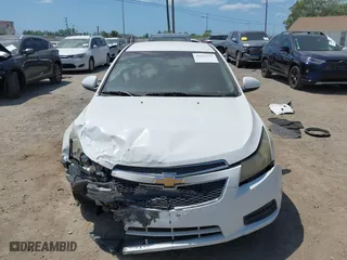 2014 Chevrolet Cruze 1LT with VIN 1G1PC5SB7E7166217, listed as a IAAI auction lot 41839197 with 133,436 mi miles. Bid and sale history available at carsss.com. Image 12.
