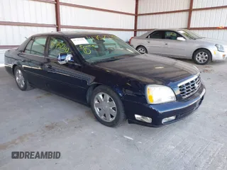2004 Cadillac DeVille DTS z VIN 1G6KF57934U181654, wystawiony jako IAAI lot #41752298 z przebiegiem 131 861 mil mil oraz . Historia ofert i sprzedaży dostępna na DreamBid. Obrazek 1.