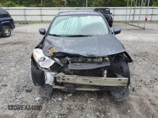 2015 Nissan Versa SV z VIN 3N1CN7AP8FL832042, wystawiony jako Copart lot #55859655 z przebiegiem 157 949 mil mil oraz Szkoda całkowita • Salvage title. Historia ofert i sprzedaży dostępna na DreamBid. Obrazek 5.