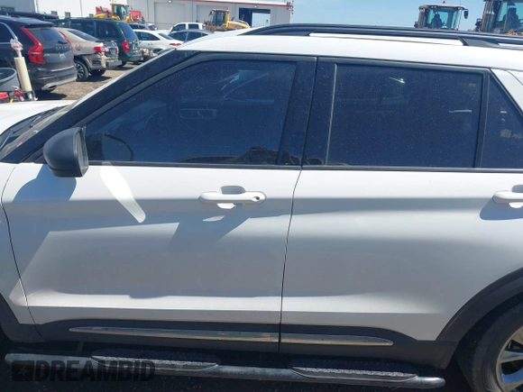 2020 Ford Explorer XLT with VIN 1FMSK7DH0LGC28597, listed as a IAAI auction lot 41792957 with 95,088 mi miles. Bid and sale history available at carsss.com. Image 15.