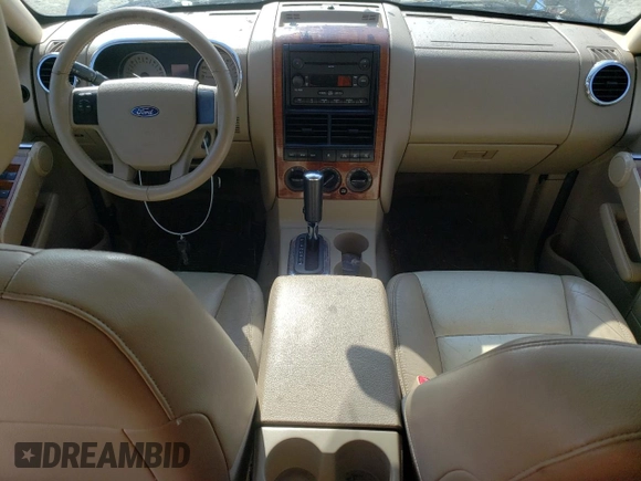 2007 Ford Explorer Eddie Bauer z VIN 1FMEU74E57UB86366, wystawiony jako Copart lot #55292345 z przebiegiem 241 141 mil mil oraz Czysty tytuł • Clean title. Historia ofert i sprzedaży dostępna na DreamBid. Obrazek 8.