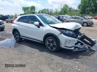 2019 Mitsubishi Eclipse Cross SE z VIN JA4AT5AAXKZ011435, wystawiony jako IAAI lot #42497288 z przebiegiem 62 213 mil mil oraz . Historia ofert i sprzedaży dostępna na DreamBid. Obrazek 1.