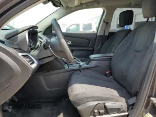 2015 GMC Terrain SLE z VIN 2GKALMEK0F6143709, wystawiony jako Copart lot #57421565 z przebiegiem 128 517 mil mil oraz Czysty tytuł • Clean title. Historia ofert i sprzedaży dostępna na DreamBid. Obrazek 7.