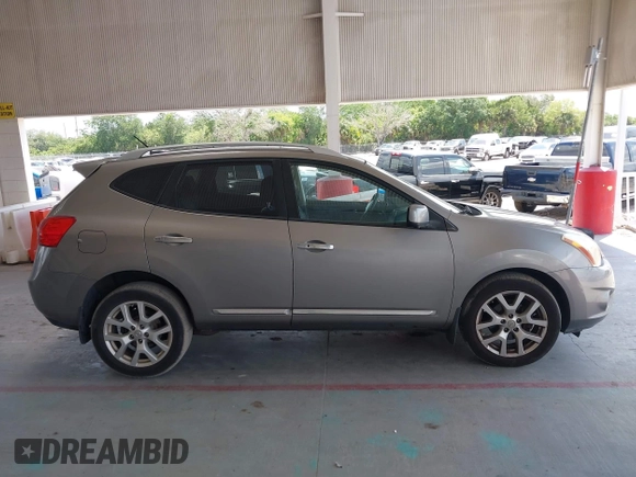 2012 Nissan Rogue S z VIN JN8AS5MV8CW400492, wystawiony jako IAAI lot #42133478 z przebiegiem 161 601 mil mil oraz . Historia ofert i sprzedaży dostępna na DreamBid. Obrazek 13.