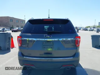 2018 Ford Explorer XLT z VIN 1FM5K7D85JGC55627, wystawiony jako IAAI lot #42261412 z przebiegiem 133 125 mil mil oraz . Historia ofert i sprzedaży dostępna na DreamBid. Obrazek 16.