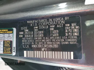 2024 Kia EV6 Light Long Range with VIN KNDC3DLC3R5186280, listed as a Copart auction lot 82421014 with 1,352 mi miles and Salvage Title. Bid and sale history available at carsss.com. Image 13.