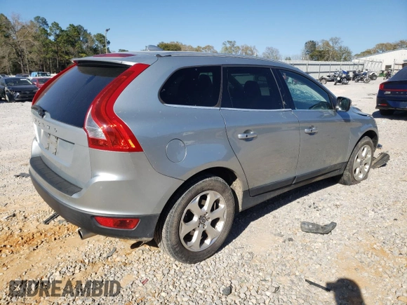 2013 Volvo XC60 3.2L с VIN YV4952DL5D2444619, выставлен на аукционе Copart как лот 49903005 с пробегом 108 886 миль миль и Списание • Salvage title. История ставок и продаж доступна на DreamBid. Изображение 3.