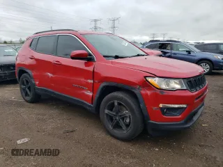 2019 Jeep Compass Latitude z VIN 3C4NJCBBXKT615468, wystawiony jako Copart lot #57355845 z przebiegiem 74 164 mil mil oraz Szkoda całkowita • Salvage title. Historia ofert i sprzedaży dostępna na DreamBid. Obrazek 4.