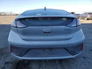 2020 Hyundai Ioniq SEL z VIN KMHC85LC4LU215222, wystawiony jako Copart lot #50198285 z przebiegiem 232 664 mil mil oraz Czysty tytuł • Clean title. Historia ofert i sprzedaży dostępna na DreamBid. Obrazek 6.