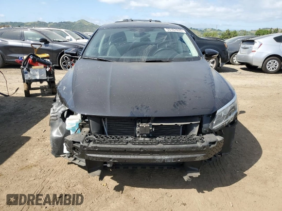 2017 Volkswagen Passat SE z VIN 1VWGT7A32HC062661, wystawiony jako Copart lot #53167835 z przebiegiem 44 689 mil mil oraz Szkoda całkowita • Salvage title. Historia ofert i sprzedaży dostępna na DreamBid. Obrazek 5.