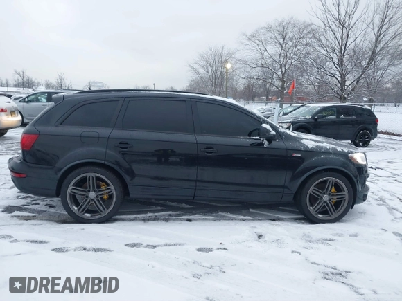 2015 Audi Q7 3.0T S line Prestige with VIN WA1DGAFE0FD015373, listed as a IAAI auction lot 41238539 with 111,161 mi miles. Bid and sale history available at carsss.com. Image 13.
