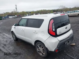 2014 Kia Soul with VIN KNDJN2A2XE7106407, listed as a IAAI auction lot 41971081 with 118,547 mi miles. Bid and sale history available at carsss.com. Image 3.