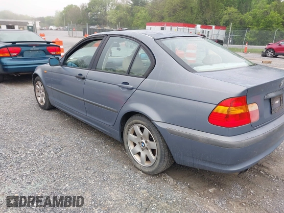 2004 BMW 3 Series 325i with VIN WBAEV33494KR35113, listed as a IAAI auction lot 42170200 with 153,671 mi miles and . Bid and sale history available at carsss.com. Image 3.
