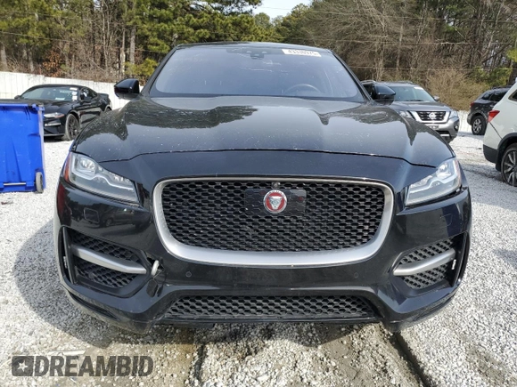2017 Jaguar F-Pace 20d R-Sport with VIN SADCL2BN1HA085899, listed as a Copart auction lot 43330975 with 104,596 mi miles and Clean Title. Bid and sale history available at DreamBid. Image 5.