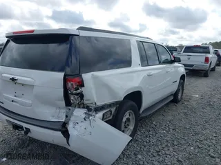 2019 Chevrolet Suburban LT with VIN 1GNSCHKC8KR405969, listed as a IAAI auction lot 41532271 with 107,003 mi miles. Bid and sale history available at carsss.com. Image 6.