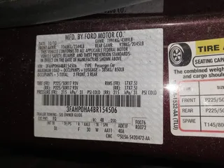 2011 Ford Fusion SE with VIN 3FAHP0HA4BR154506, listed as a IAAI auction lot 41880125 with 93,130 mi miles. Bid and sale history available at carsss.com. Image 9.