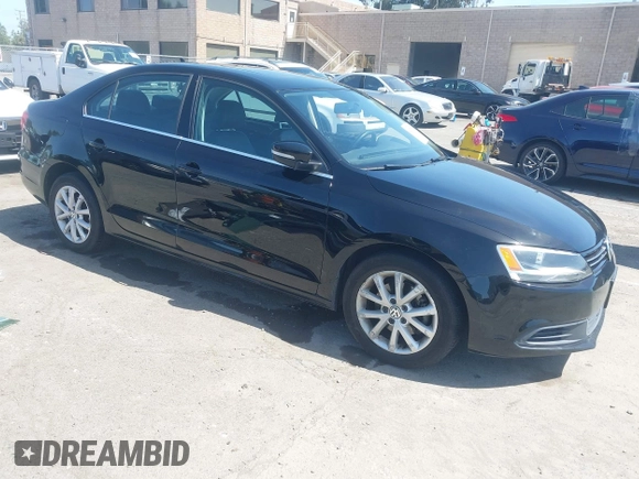2013 Volkswagen Jetta SE with VIN 3VWDP7AJ7DM369161, listed as a IAAI auction lot 42277592 with 107,609 mi miles and . Bid and sale history available at DreamBid. Image 1.