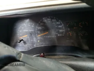 1999 GMC Yukon with VIN 1GKEK13R0XJ768859, listed as a Copart auction lot 84005304 with 190,960 mi miles and Salvage Title. Bid and sale history available at carsss.com. Image 9.