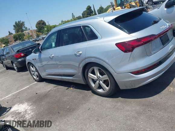 2019 Audi e-tron Prestige with VIN WA1VAAGE9KB010814, listed as a IAAI auction lot 42632795 with 90,497 mi miles and . Bid and sale history available at DreamBid. Image 13.
