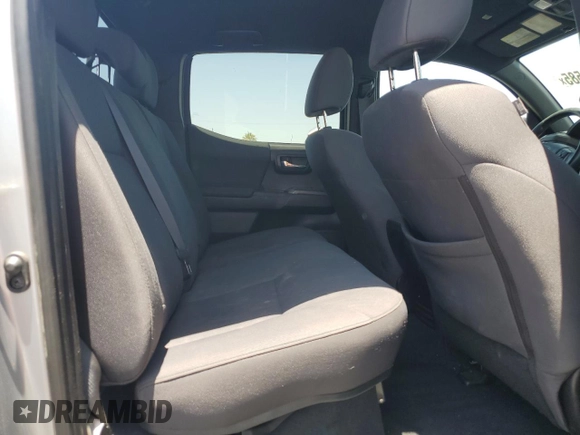 2019 Toyota Tacoma SR with VIN 3TMCZ5AN2KM277551, listed as a Copart auction lot 61586585 with 59,670 mi miles and Salvage title. Bid and sale history available at DreamBid. Image 10.