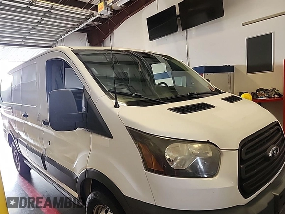 2015 Ford Transit Cargo z VIN 1FTNR1ZM8FKA45398, wystawiony jako IAAI lot #42521006 z przebiegiem 111 526 mil mil oraz . Historia ofert i sprzedaży dostępna na DreamBid. Obrazek 29.