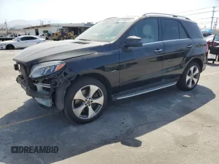 2018 Mercedes-Benz GLE 550e z VIN 4JGDA6DB3JB011136, wystawiony jako Copart lot #57365015 z przebiegiem 96 002 mil mil oraz Szkoda całkowita • Salvage title. Historia ofert i sprzedaży dostępna na DreamBid. Obrazek 1.