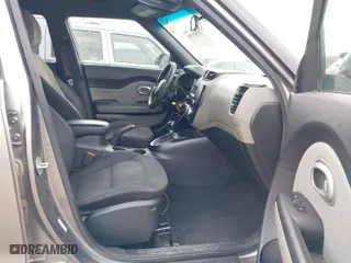 2016 Kia Soul with VIN KNDJN2A20G7387619, listed as a IAAI auction lot 41901785 with 142,114 mi miles. Bid and sale history available at carsss.com. Image 5.