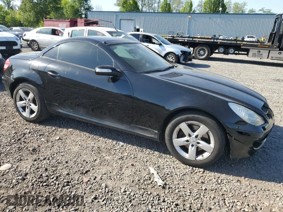 2006 Mercedes-Benz SLK-Class 3.0L with VIN WDBWK54F66F114895, listed as a Copart auction lot 55417885 with 128,984 mi miles and Salvage Title. Bid and sale history available at carsss.com. Image 4.