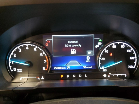 2022 Ford Maverick XL z VIN 3FTTW8F9XNRA76767, wystawiony jako Copart lot #60539205 z przebiegiem 25 082 mil mil oraz Szkoda całkowita • Salvage title. Historia ofert i sprzedaży dostępna na DreamBid. Obrazek 9.