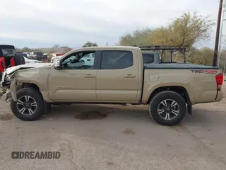 2017 Toyota Tacoma SR5 with VIN 3TMCZ5AN2HM063328, listed as a IAAI auction lot 41541775 with 137,610 mi miles and . Bid and sale history available at DreamBid. Image 15.